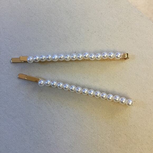 String Of Pearls Gold Metal Hair Bobby Pins - Set of 2 - Picture 1 of 6